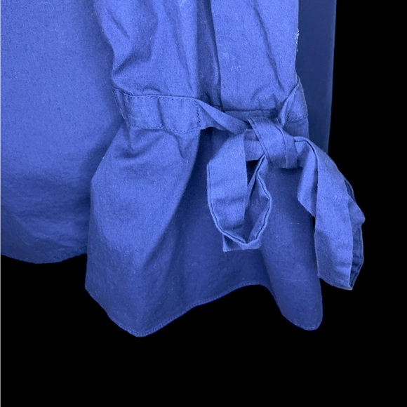 LORD & TAYLOR Women’s Navy Bell Sleeve Blouse- Large - Picture 4 of 8